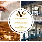 Victoria Hotel
