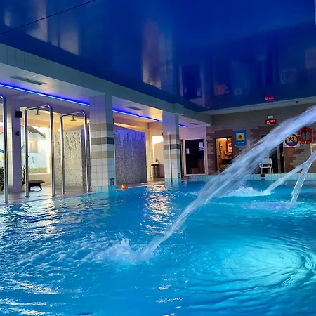 Victoria Hotel 3*