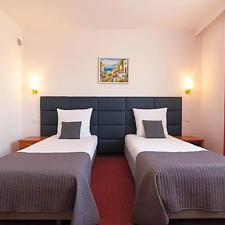 Hotell Victoria 3*